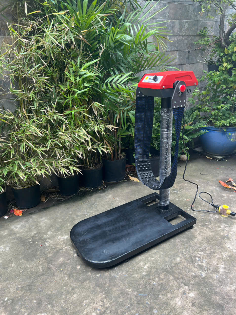 Máy massage bụng 2025